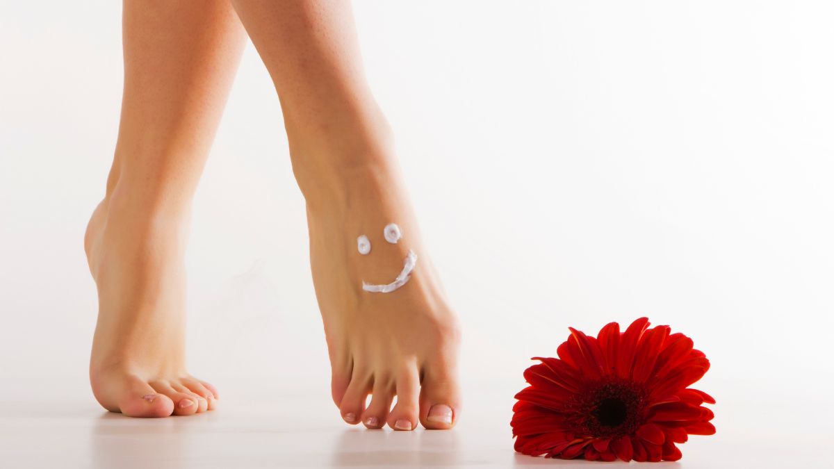 peeling pied lovaskin