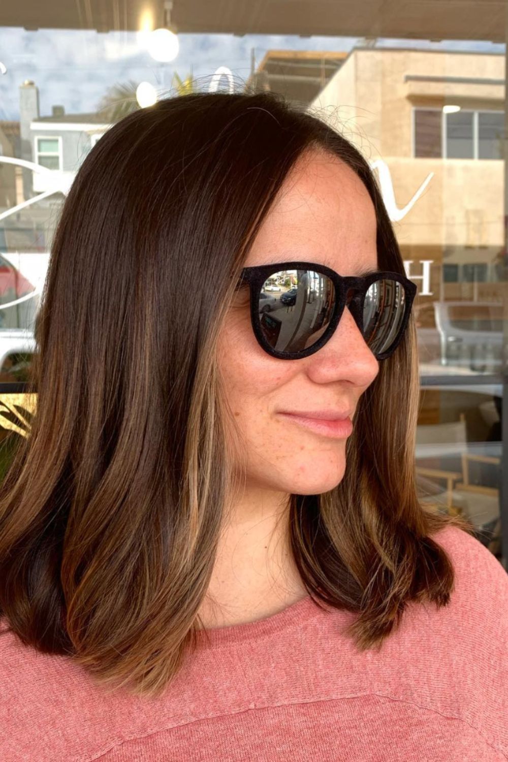 coupe de cheveux femme mi-long 17