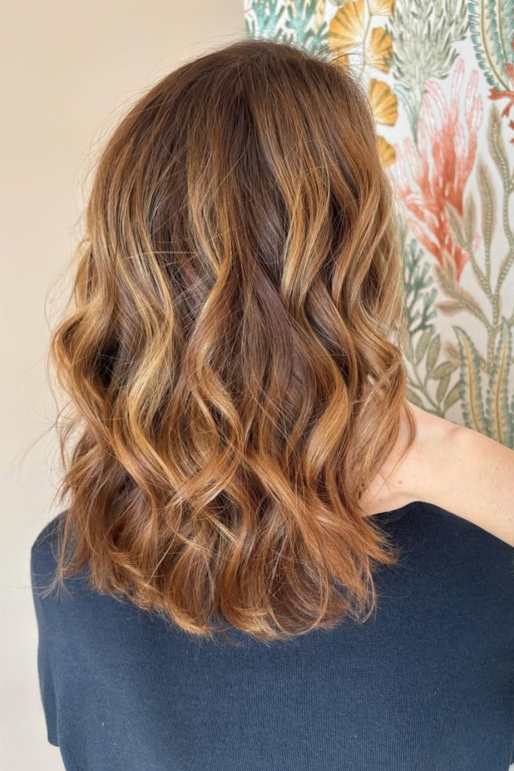 coupe de cheveux femme mi-long 24