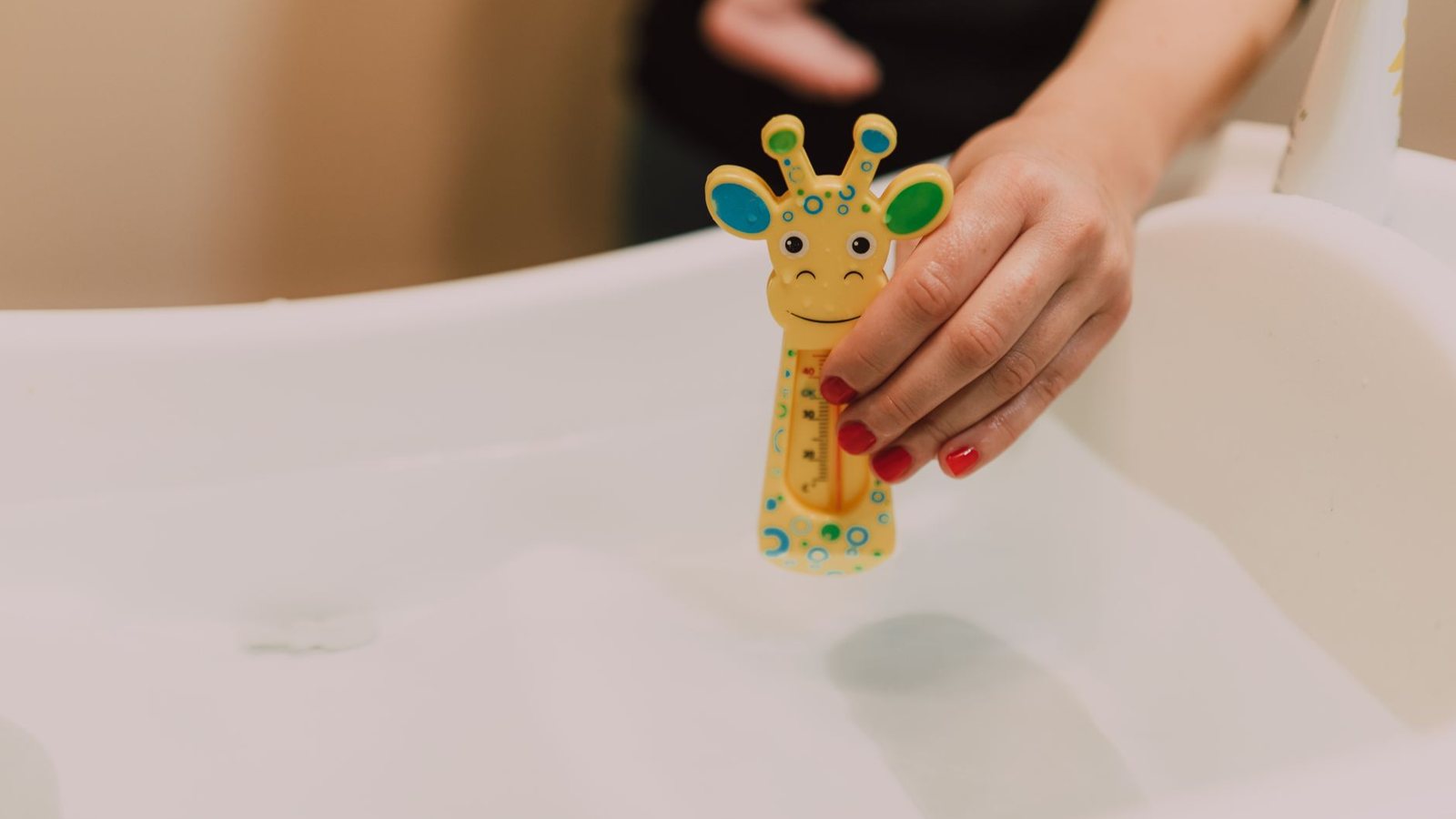 Baignoire bébé : comment choisir un modèle pratique et rassurant au quotidien